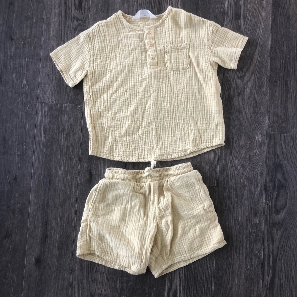 H&M Pale Yellow Cotton Gauze Top & Shorts Set | Size 4T